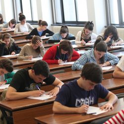 L'ansietat a la universitat: "El sistema t'obliga a seguir un ritme impossible"